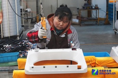 谨小慎微，波轮机盖安装不马虎——帝度BCD-603WD冰箱专业安装体验