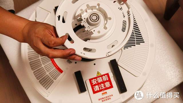 和很多需要安装的家庭电器一样,这款产品是包含免费上门安装服务的